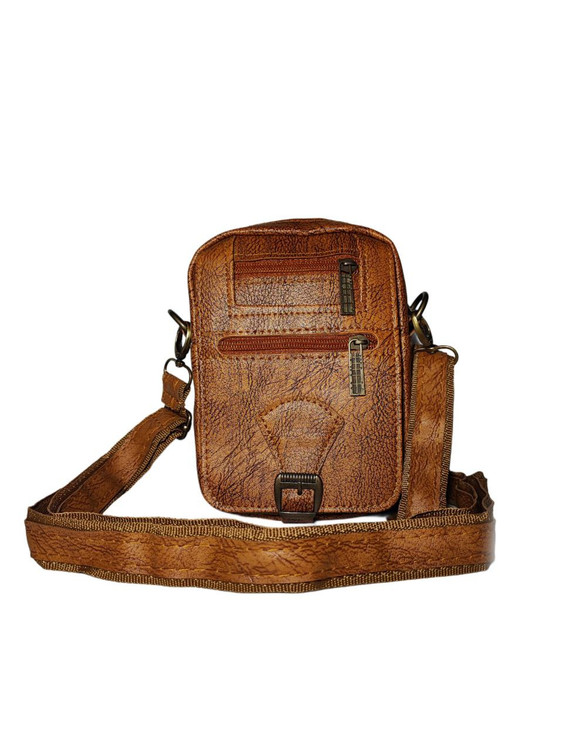 کیف دوشی چرم اسپرت زنانه و مردانه مدل S224 رنگ عسلی | سبک، شیک و بادوام