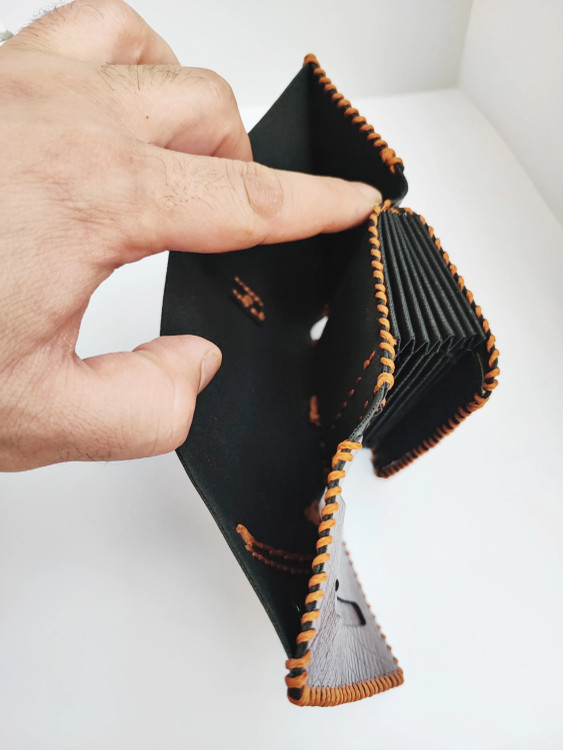 کیف پول چرمی آکاردئونی با ۱۰ جای کارت و محفظه پول دستدوز