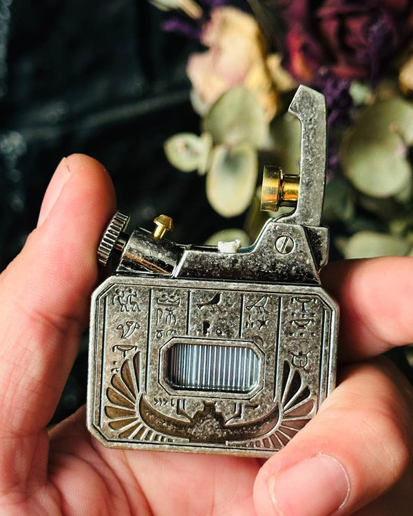 فندک بنزینی هانست (HONEST) مخزن شیشهای با جرقه اتوماتیک