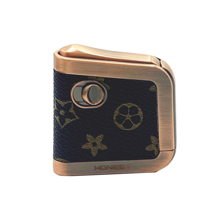 فندک بنزینی اتومات هانست طرح کیف چرم