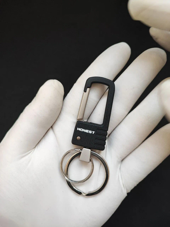 جا کلیدی هانست (honest) قلاب فلزی مشکی