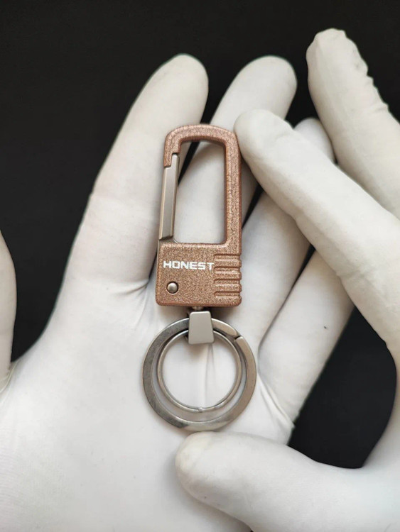 جا کلیدی هانست (honest) قلاب فلزی طلایی مات