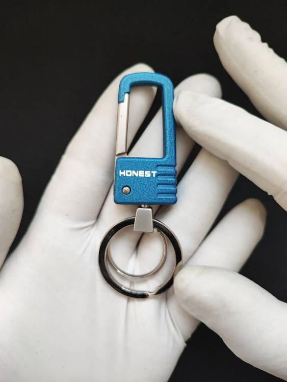 جا کلیدی هانست (honest) قلاب فلزی آبی