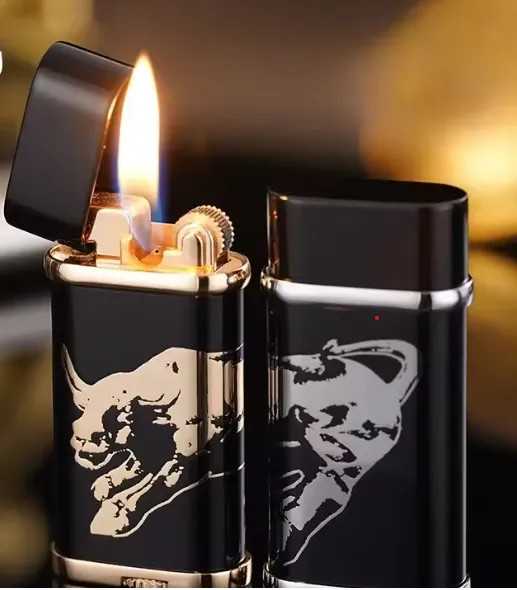 فندک گازی بندن(bondn) بدنه لاکی طرح گاو وحشی رنگ مشکی نقره ای