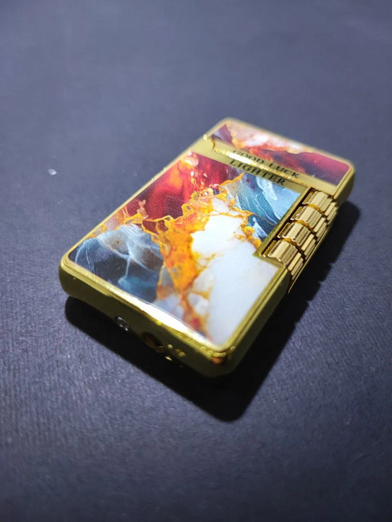 فندک گازی بغلزن لایتر(lighter) طرح آبرنگی کد 02