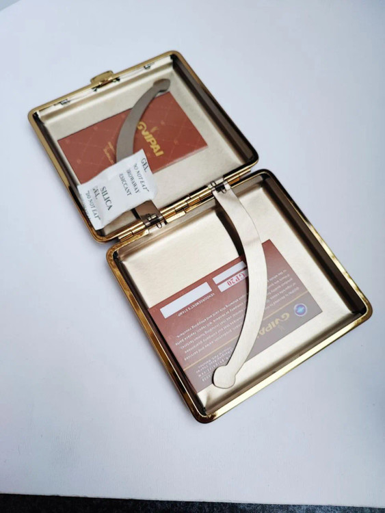 جای سیگار چرمی برند گوپای (Guipai) طرح چهار خانه