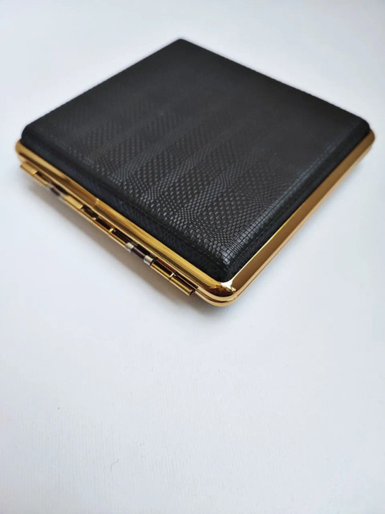 جای سیگار چرمی برند گوپای (Guipai) طرح چهار خانه