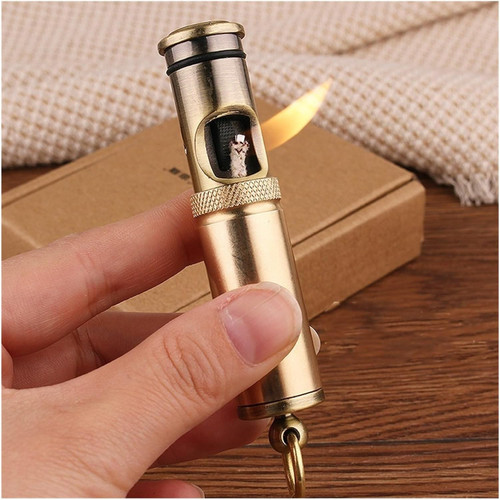 فندک بنزینی کشویی برند دلفین بدنه بنرجی رنگ طلایی