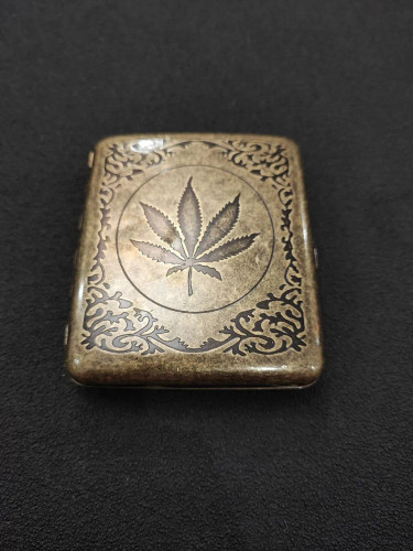 جاسیگاری گوپای بدنه برنجی طرح پنج پر