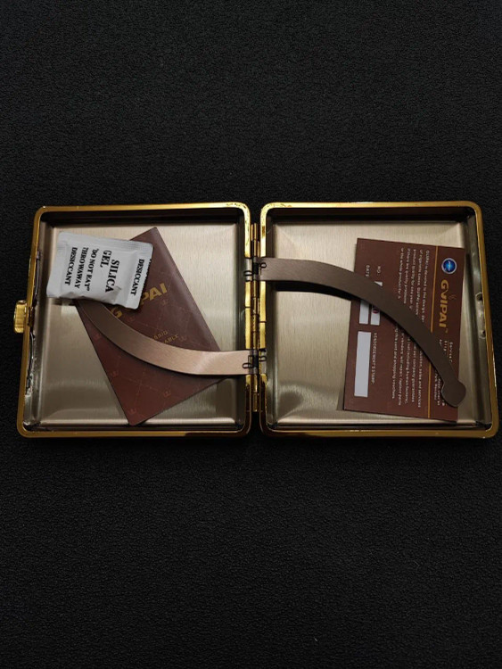 جای سیگار چرمی برند گوپای (Guipai) طرح چهار خانه