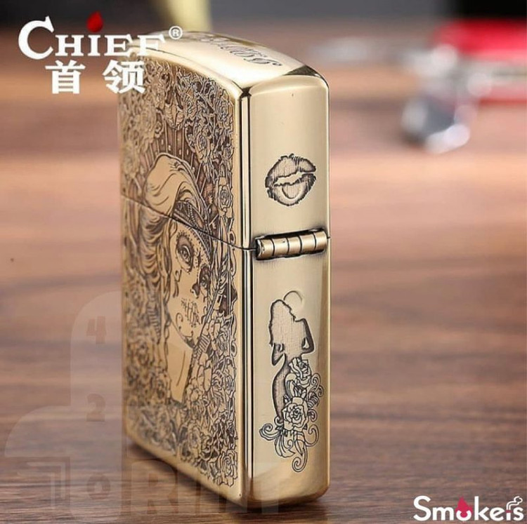 فندک بنزینی برند Chief طرح الهه یونان اورجینال