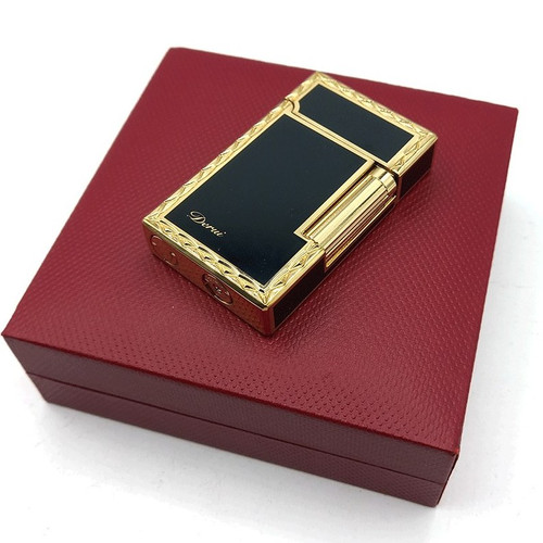 فندک گازی دروی (derui) بغل زن لاین1 مشکی با حاشیه طلایی