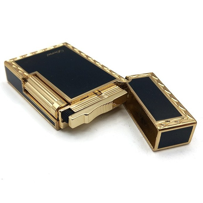 فندک گازی دروی (derui) بغل زن لاین1 مشکی با حاشیه طلایی