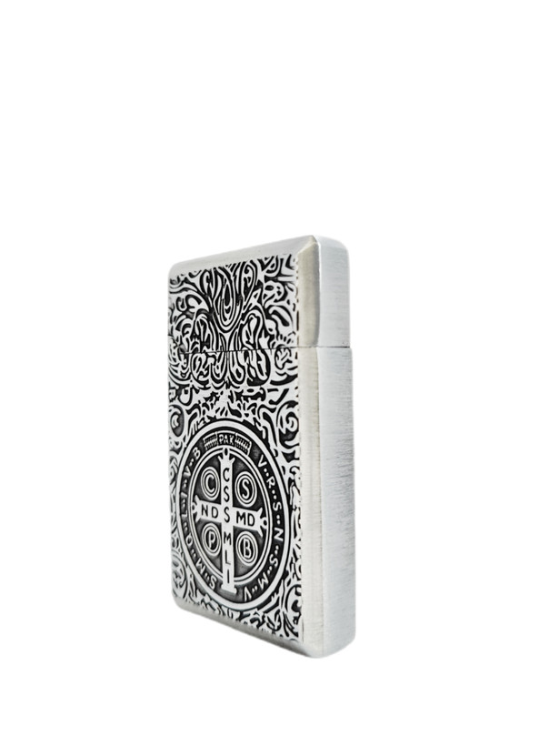فندک بنزینی برند lighter بدنه فلزی طرح کنستانتین