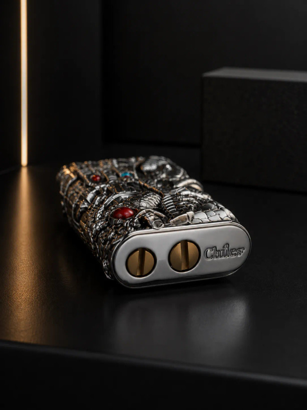 فندک بنزینی CHIEF جرقه اتوماتیک بدنه فلزی طرح اژدها برجسته اور جینال